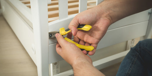 what are the differences between a box spring and a foundation