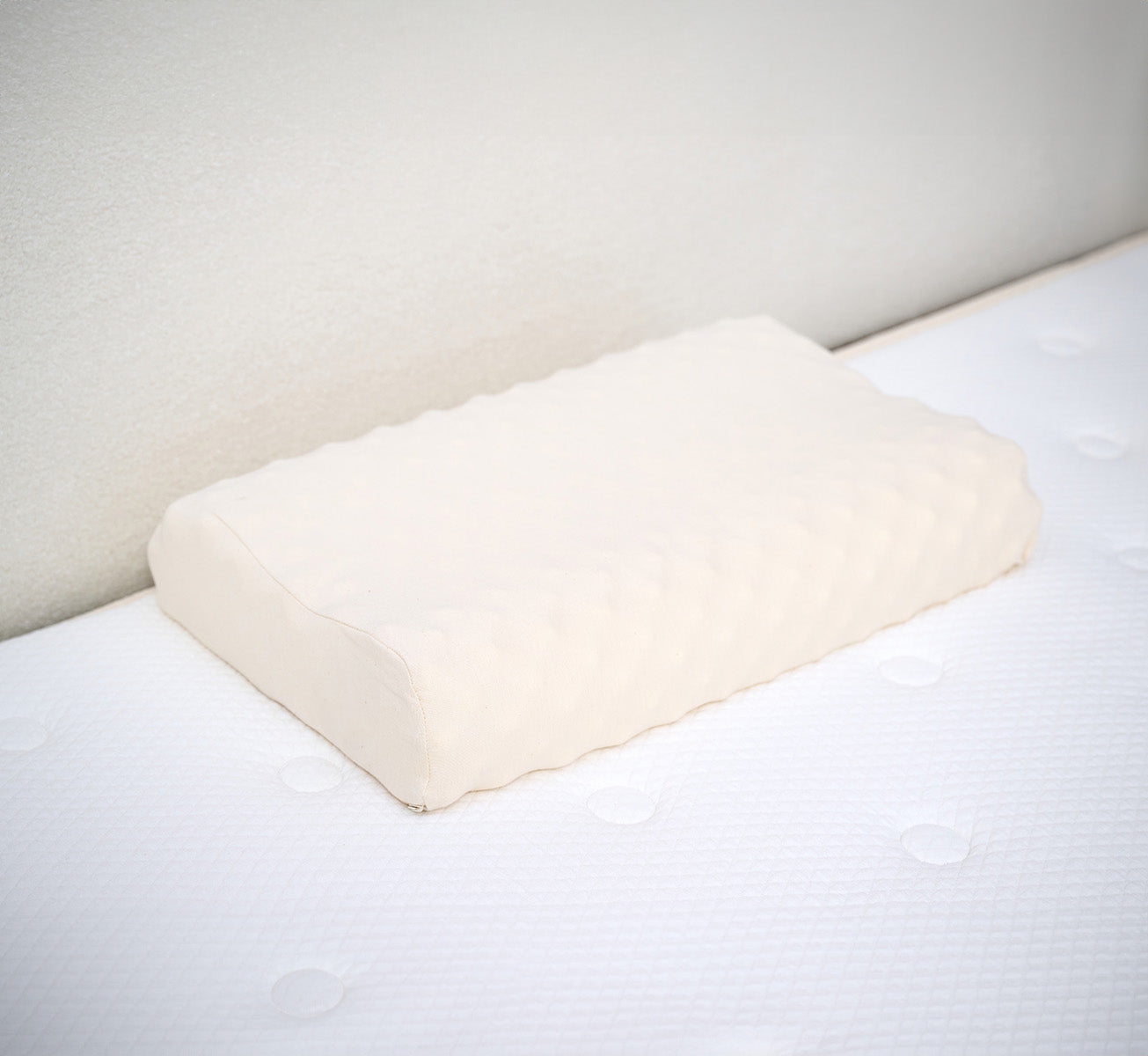 Eggcrate Latex Contour Pillow